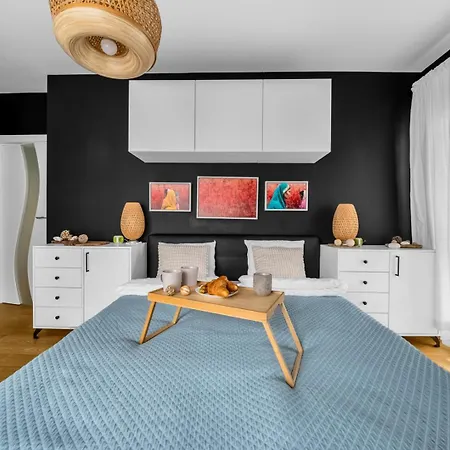 דירה Wilanowska Prestige - 80m2, Parking & Balcony - By Rentujemy *