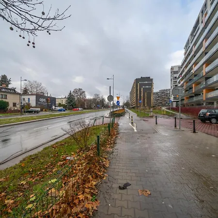Apartment Wilanowska Prestige - 80m2, Parking & Balcony - By Rentujemy *