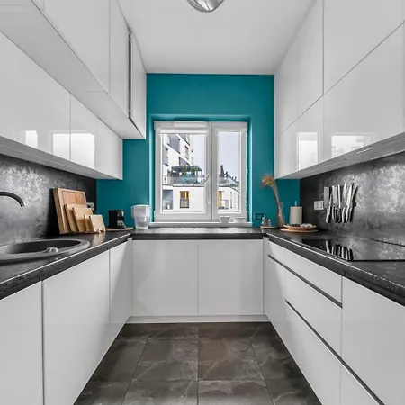 Wilanowska Prestige - 80m2, Parking & Balcony - By Rentujemy Apartment