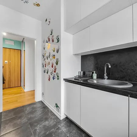Wilanowska Prestige - 80m2, Parking & Balcony - By Rentujemy