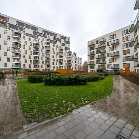 Apartment Wilanowska Prestige - 80m2, Parking & Balcony - By Rentujemy *